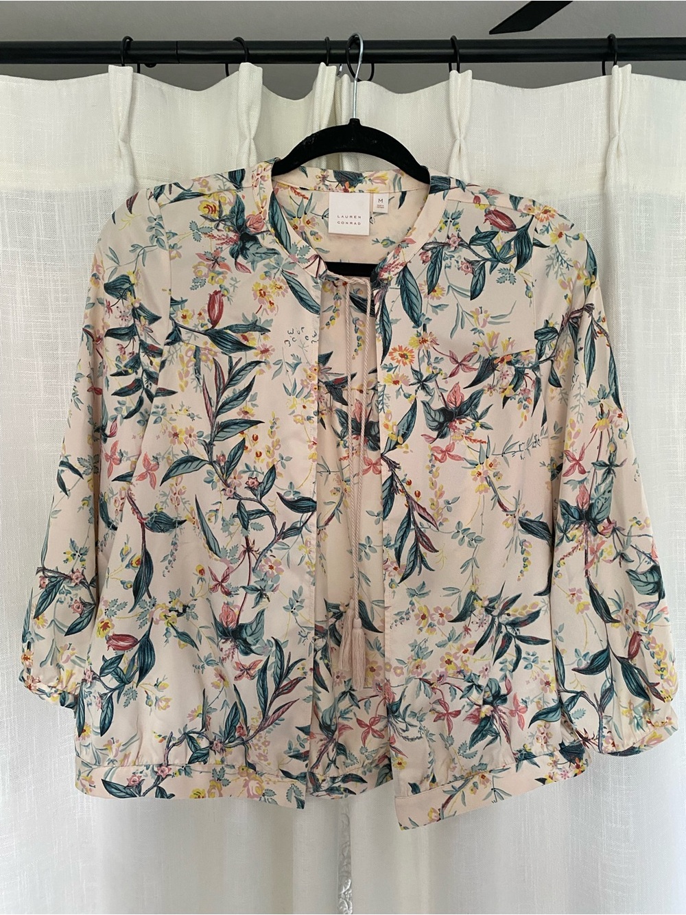 Lauren Conrad Floral silky jacket with tassle tie neck, medium